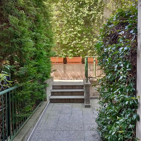 Casa Albertina Grazioso Appartamento Vicino Alla Stazione Monza Dış mekan fotoğraf